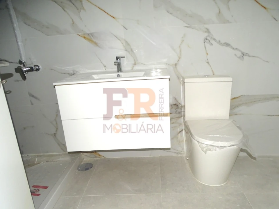 Moradia T3 para Venda em Azeitão (São Lourenço e São Simão) Foto 25