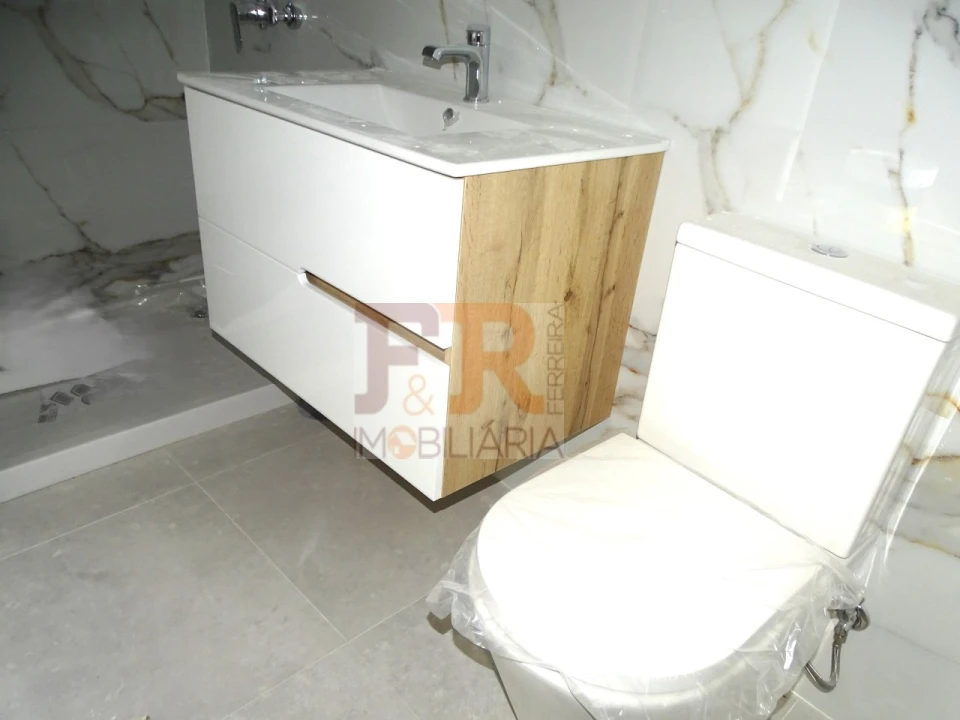 Moradia T3 para Venda em Azeitão (São Lourenço e São Simão) Foto 27