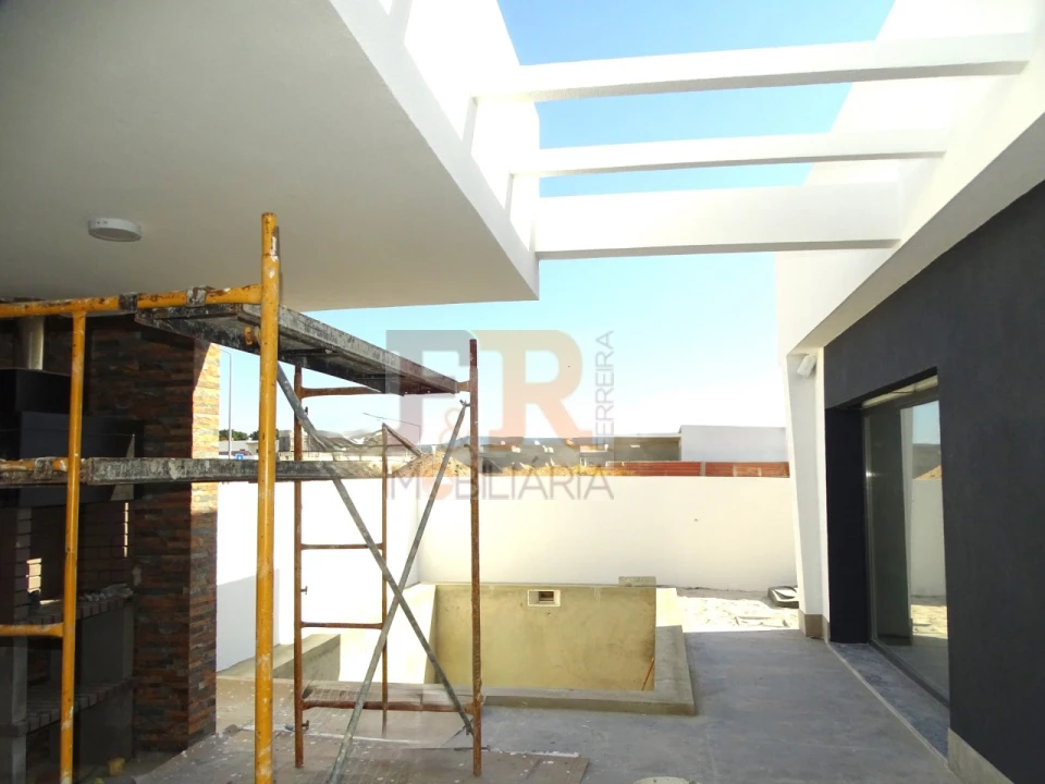 Moradia T3 para Venda em Azeitão (São Lourenço e São Simão) Foto 28