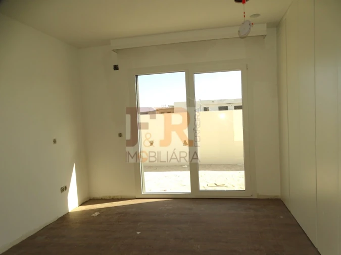 Moradia T3 para Venda em Azeitão (São Lourenço e São Simão) Foto 9