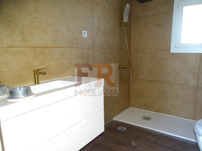 Moradia T3 para Venda em Azeitão (São Lourenço e São Simão) Foto 15