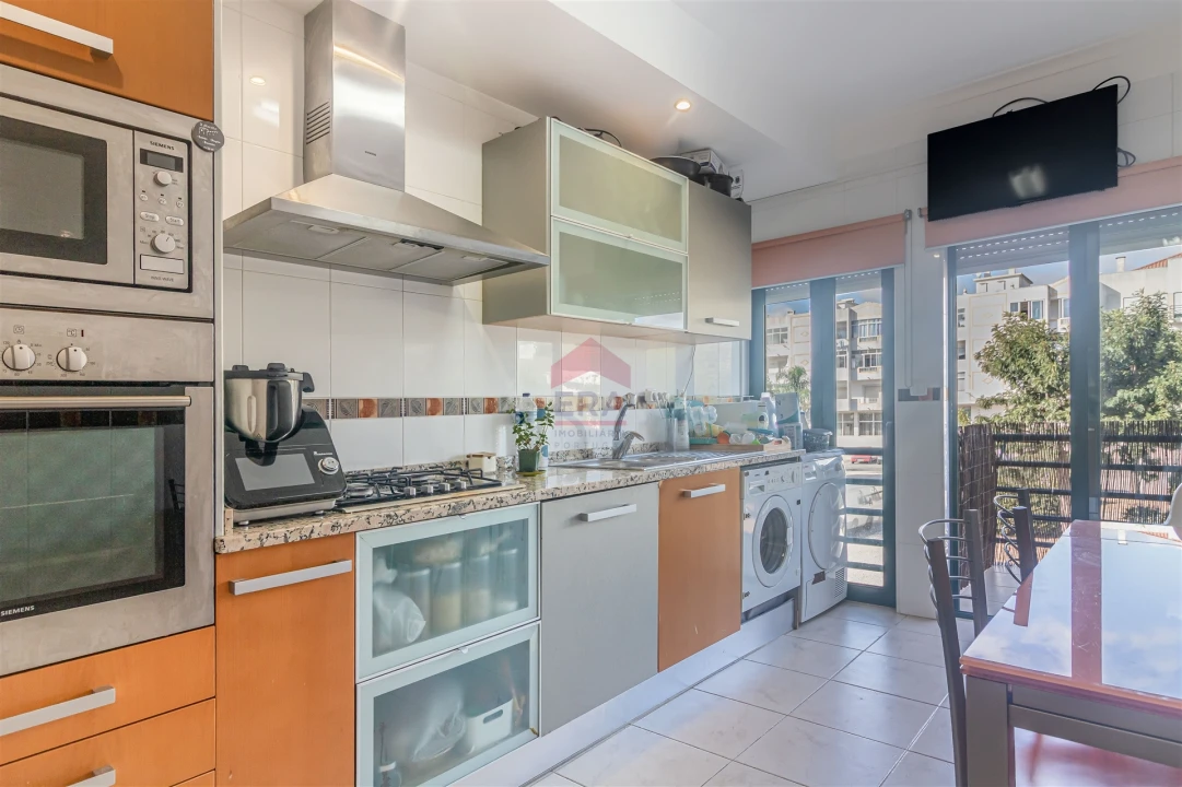 Apartamento T2 para Venda em São Brás de Alportel Foto 9