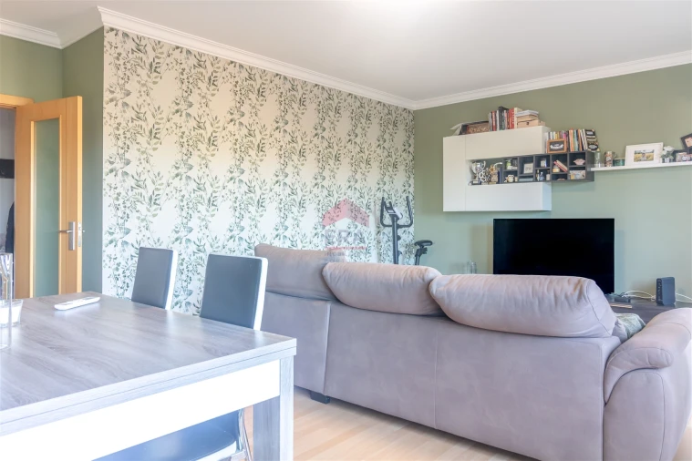 Apartamento T2 para Venda em São Brás de Alportel Foto 3