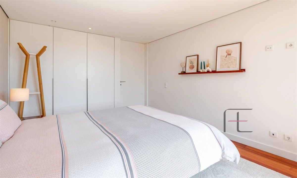 Moradia T4 para Venda em Água Longa Foto 33