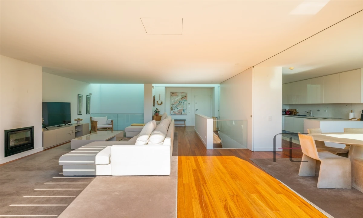 Moradia T4 para Venda em Água Longa Foto 15