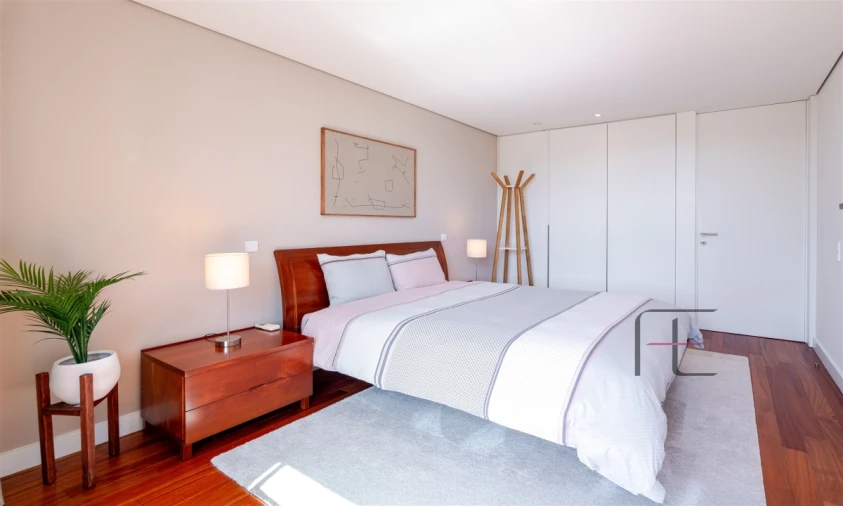 Moradia T4 para Venda em Água Longa Foto 32