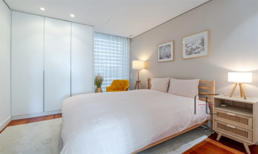 Moradia T4 para Venda em Água Longa Foto 26