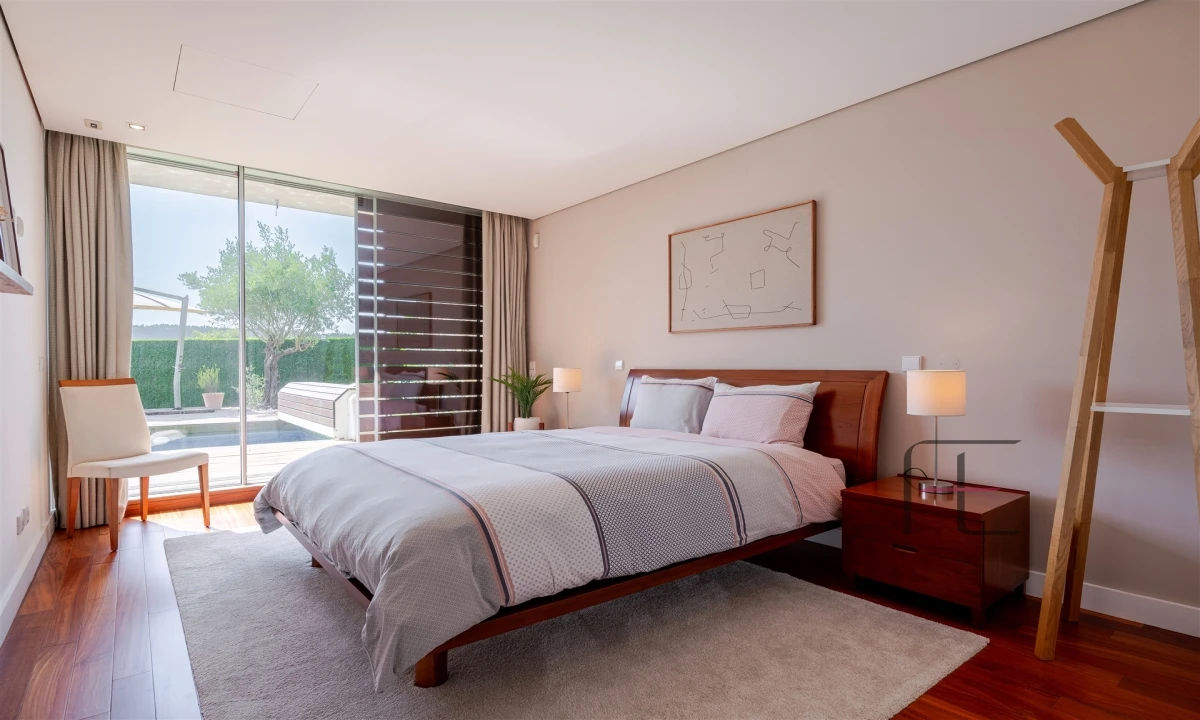 Moradia T4 para Venda em Água Longa Foto 35