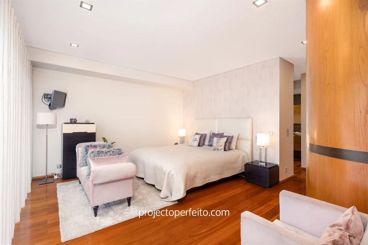 Moradia T5 para Venda em Grijó e Sermonde Foto 27