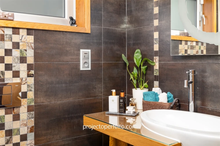 Moradia T5 para Venda em Grijó e Sermonde Foto 9