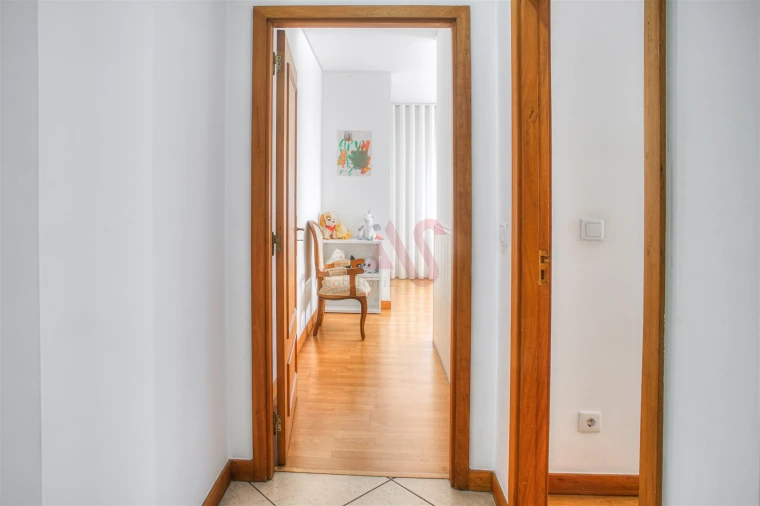 Apartamento T2 para Venda em Fermentões Foto 8