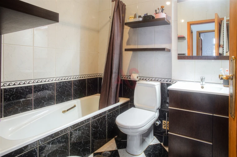 Apartamento T2 para Venda em Fermentões Foto 19