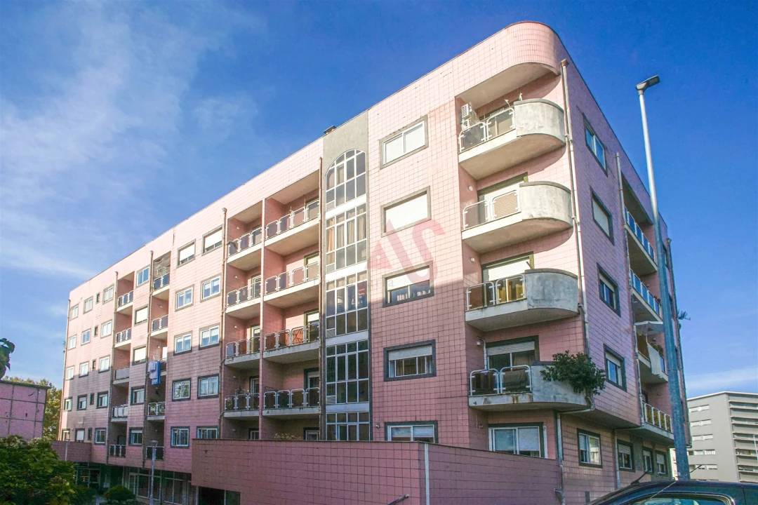 Apartamento T2 para Venda em Fermentões Foto 1