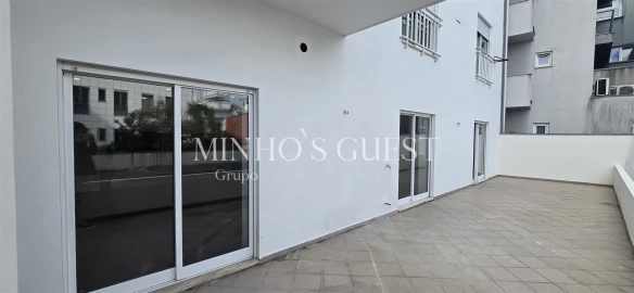 Apartamento T2 para Arrendamento em Braga (São José de São Lázaro e São João do Souto)