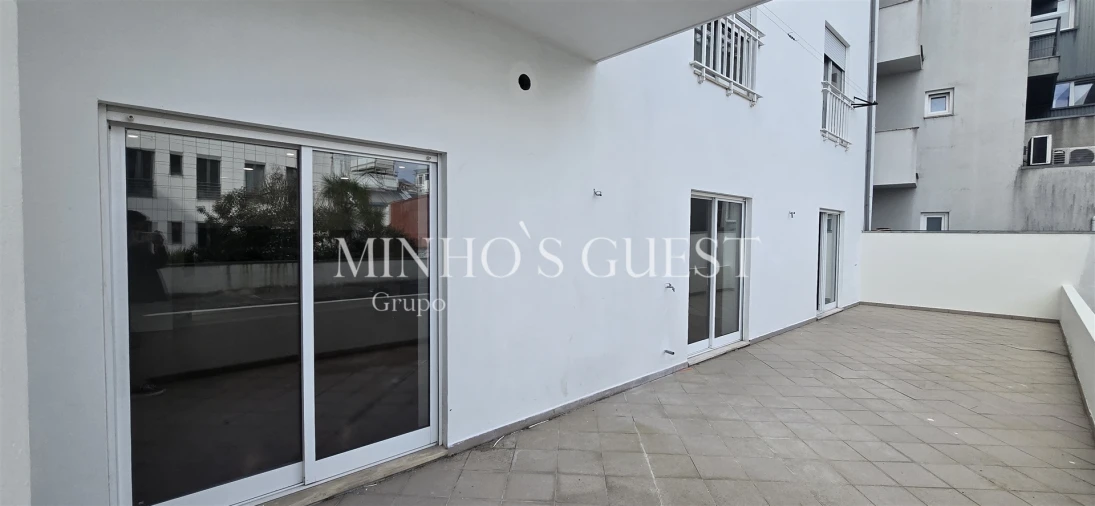 Apartamento T2 para Arrendamento em Braga (São José de São Lázaro e São João do Souto) Foto 13
