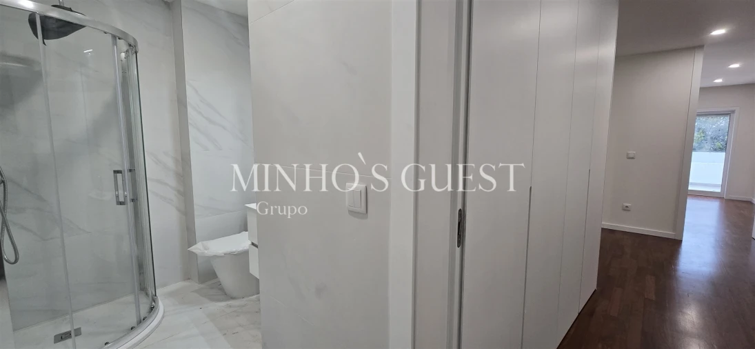 Apartamento T2 para Arrendamento em Braga (São José de São Lázaro e São João do Souto) Foto 15