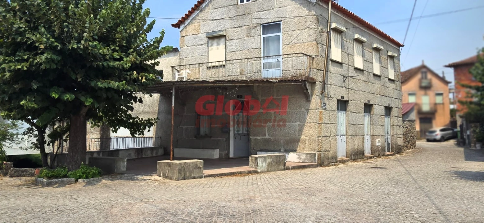Moradia T4 para Venda em Seixo da Beira Foto 1