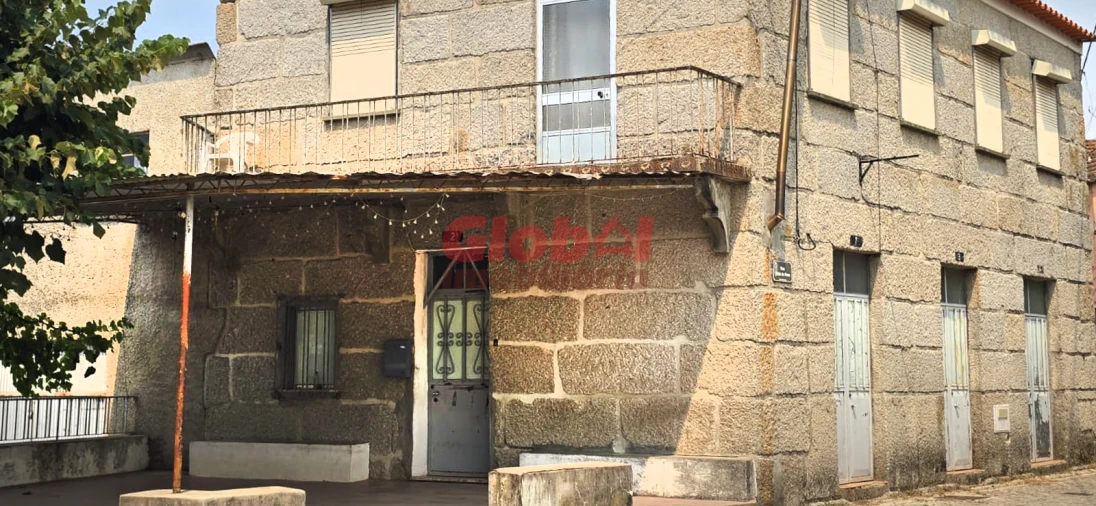 Moradia T4 para Venda em Seixo da Beira Foto 2