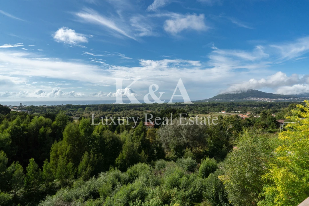 Moradia T4 para Venda em Moledo e Cristelo Foto 3