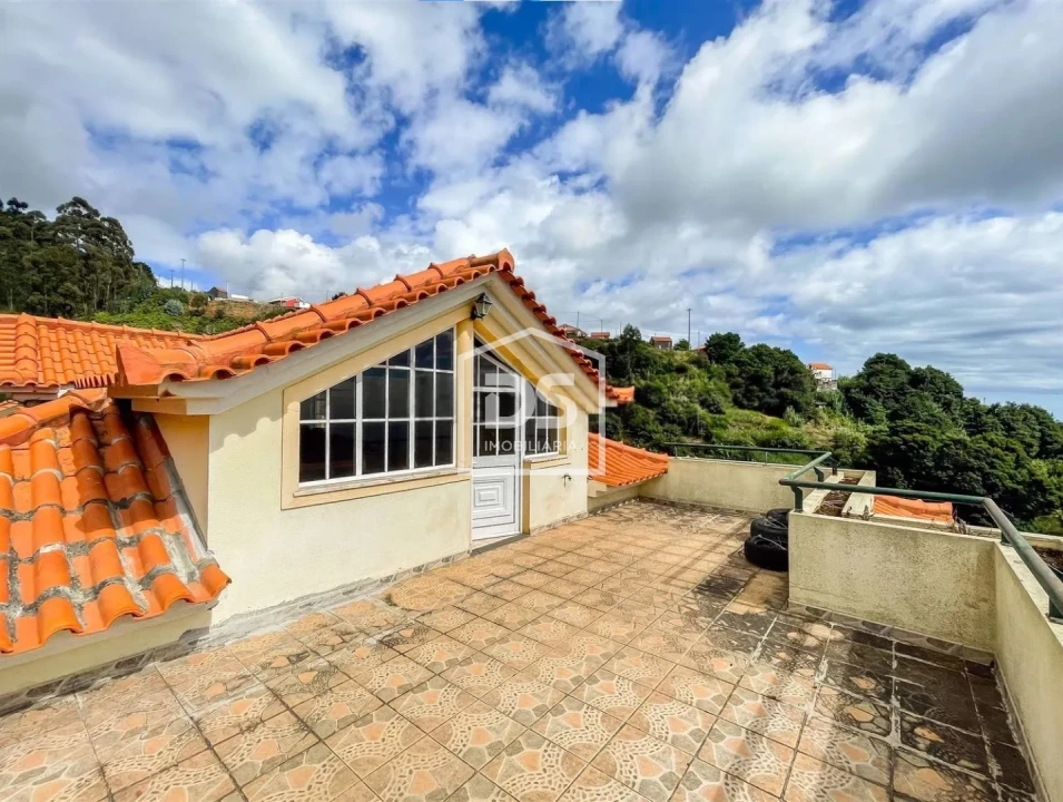 Moradia T3 para Venda em Canhas Foto 2