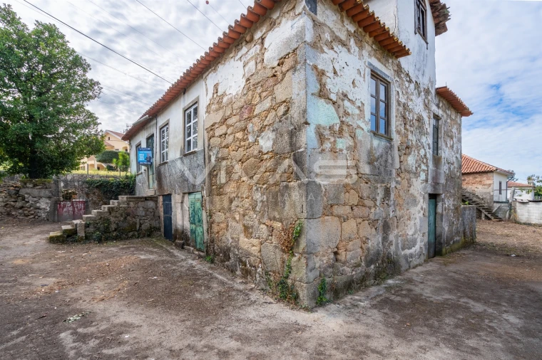 Moradia T4 para Venda em Associação de Freguesias do Vale do Neiva Foto 3