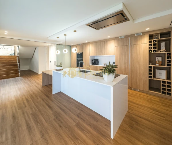 Moradia T3 para Venda em Abação e Gémeos Foto 8