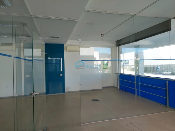 Loja para Arrendamento em Nossa Senhora da Conceição, São Pedro e São Dinis Foto 19