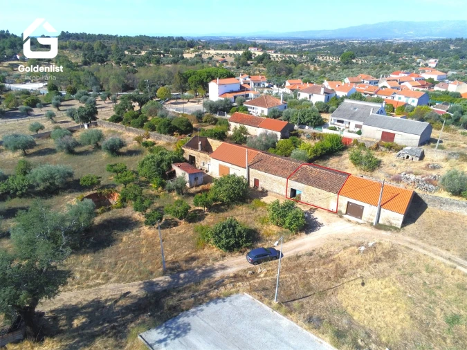 Armazém para Venda em São Miguel de Acha Foto 3
