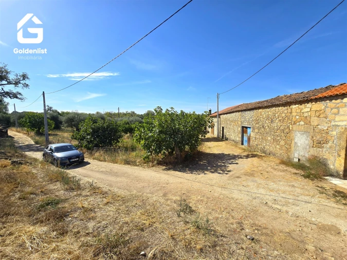 Armazém para Venda em São Miguel de Acha Foto 10