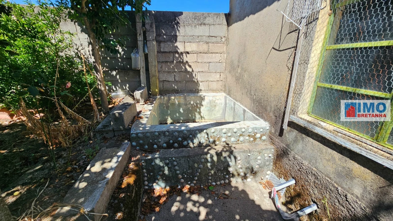 Garagem para Venda em Escalos de Cima e Lousa Foto 11