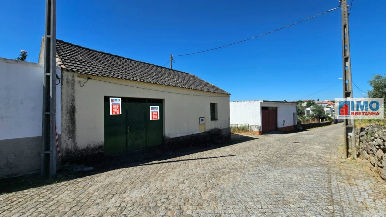 Garagem para Venda em Escalos de Cima e Lousa Foto 1