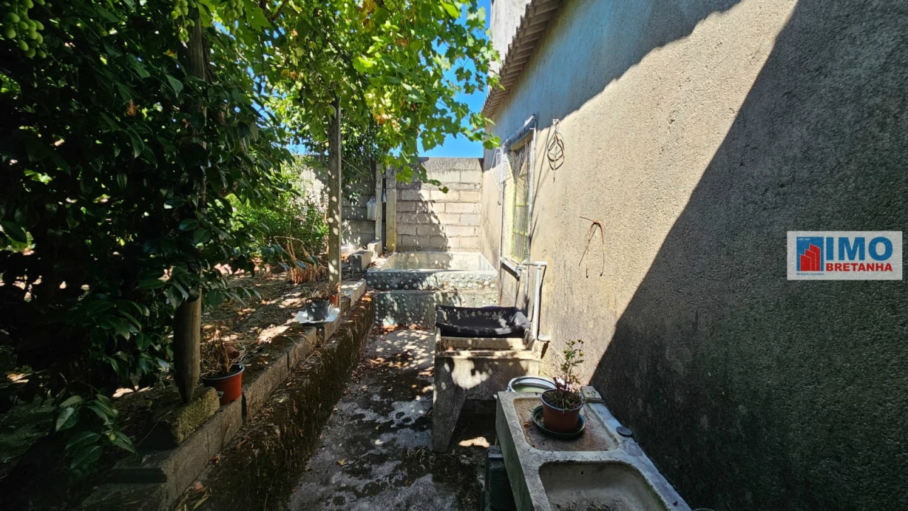 Garagem para Venda em Escalos de Cima e Lousa Foto 13