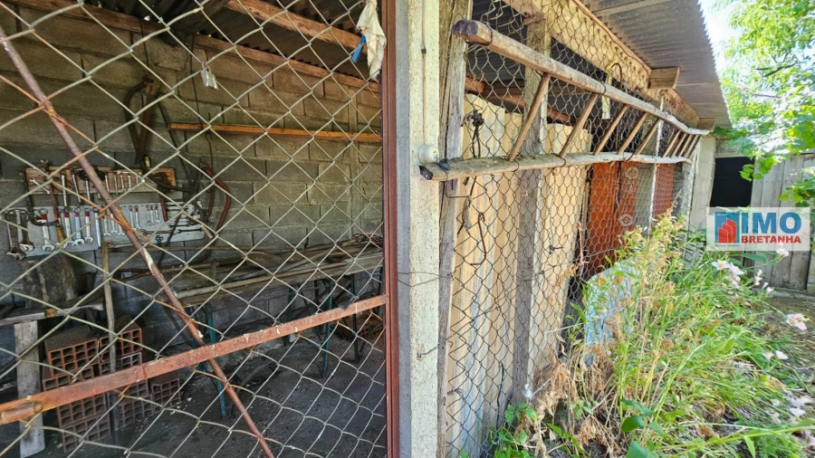 Garagem para Venda em Escalos de Cima e Lousa Foto 15