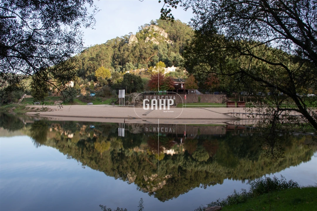 Moradia T0 para Venda em Lorvão Foto 21