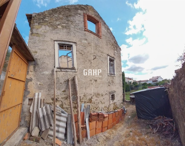 Moradia T0 para Venda em Lorvão Foto 18