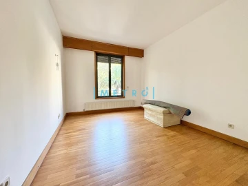 Apartamento T4 para Venda em Aldoar, Foz do Douro e Nevogilde