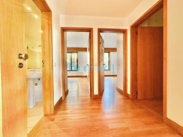 Apartamento T4 para Venda em Aldoar, Foz do Douro e Nevogilde