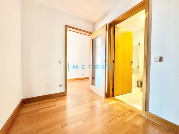 Apartamento T4 para Venda em Aldoar, Foz do Douro e Nevogilde