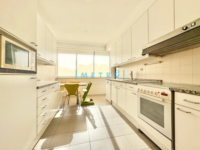 Apartamento T4 para Venda em Aldoar, Foz do Douro e Nevogilde Foto 11
