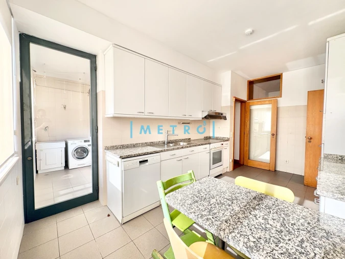 Apartamento T4 para Venda em Aldoar, Foz do Douro e Nevogilde Foto 13