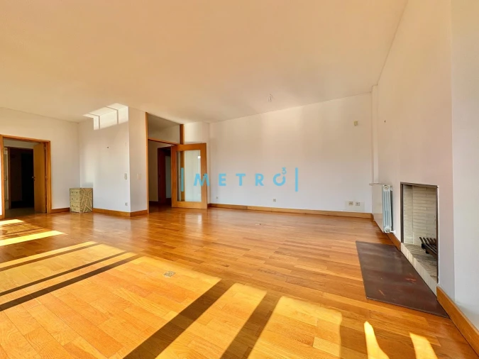 Apartamento T4 para Venda em Aldoar, Foz do Douro e Nevogilde Foto 5