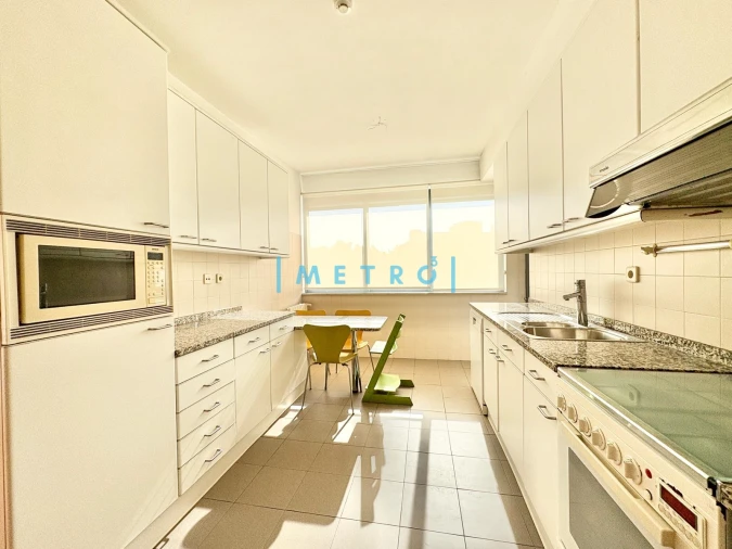Apartamento T4 para Venda em Aldoar, Foz do Douro e Nevogilde Foto 12