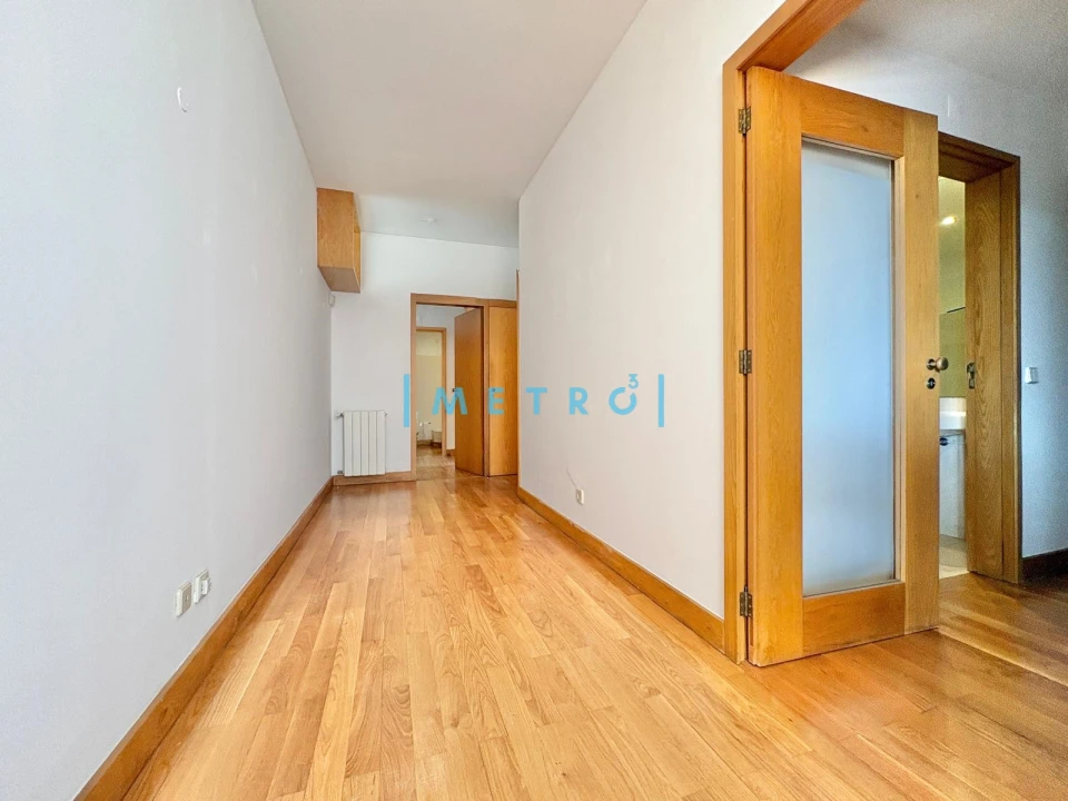 Apartamento T4 para Venda em Aldoar, Foz do Douro e Nevogilde Foto 16