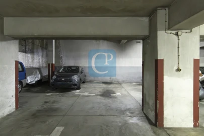 Apartamento T4 para Venda em Cedofeita, Santo Ildefonso, Sé, Miragaia, São Nicolau e Vitória