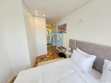 Apartamento T4 para Venda em Cedofeita, Santo Ildefonso, Sé, Miragaia, São Nicolau e Vitória