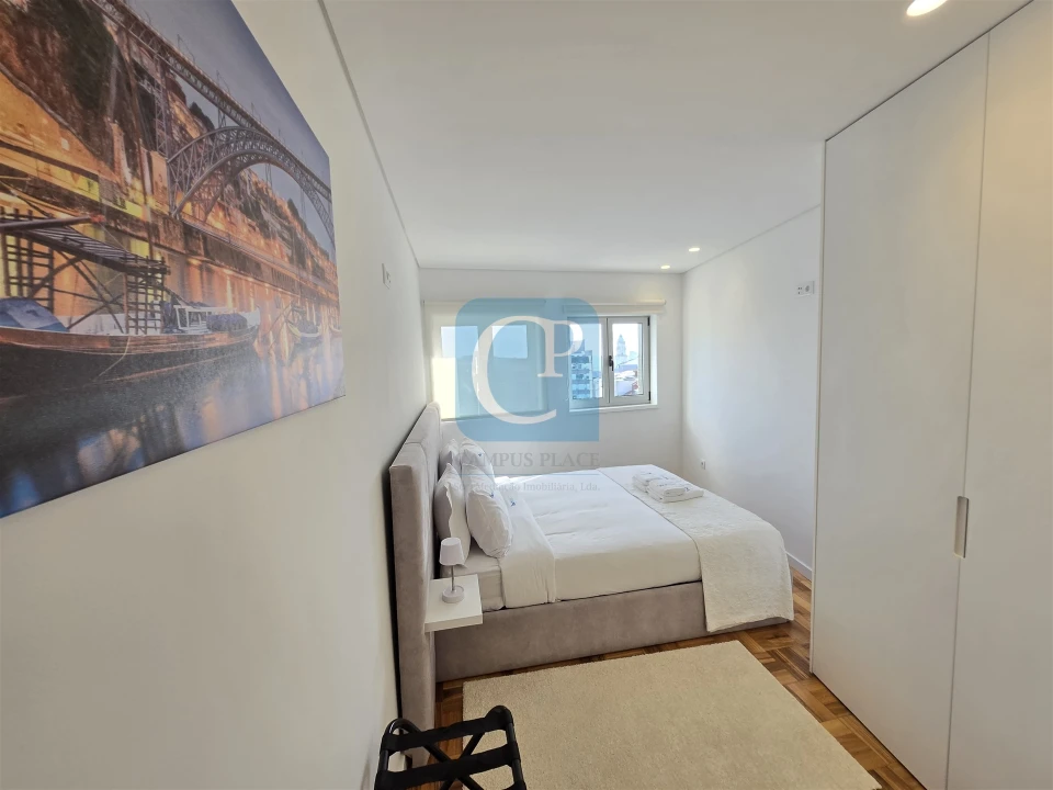Apartamento T4 para Venda em Cedofeita, Santo Ildefonso, Sé, Miragaia, São Nicolau e Vitória Foto 8