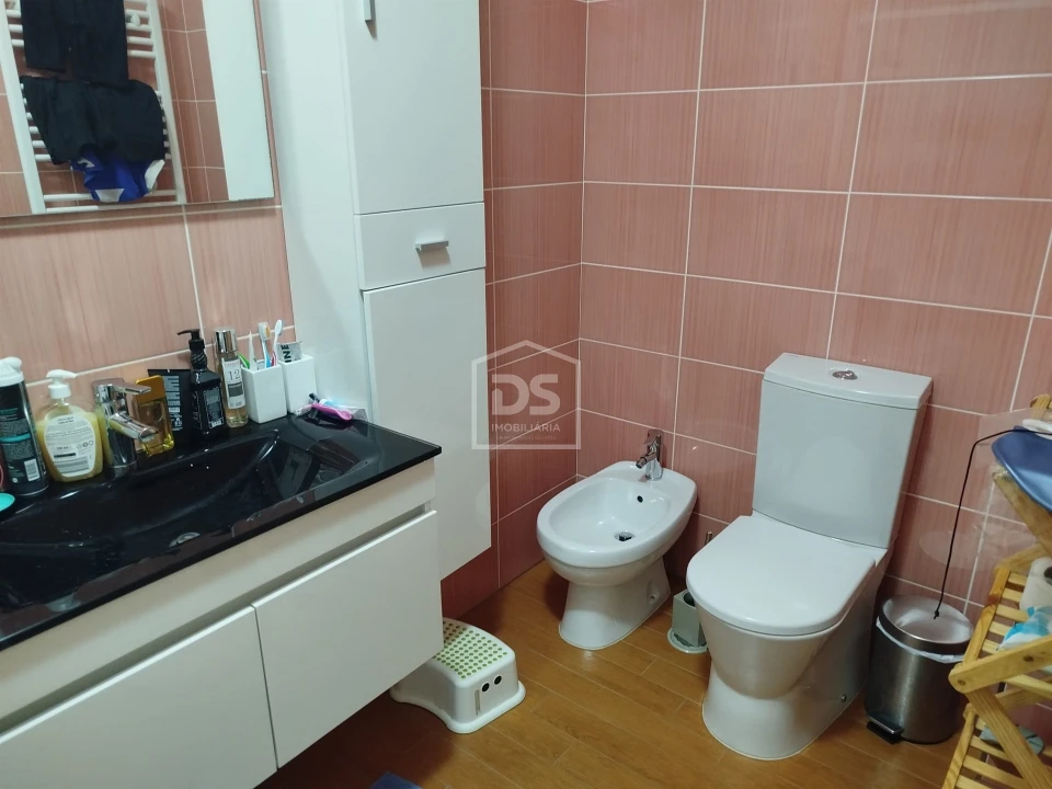 Moradia T4 para Venda em Canas de Senhorim Foto 38