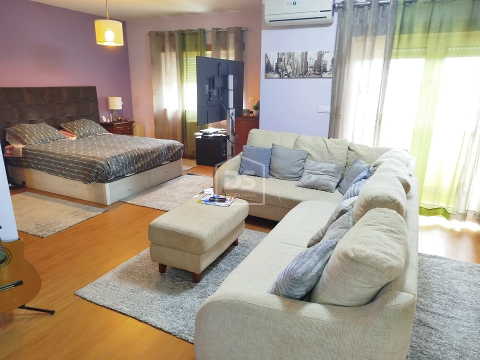 Moradia T4 para Venda em Canas de Senhorim Foto 46