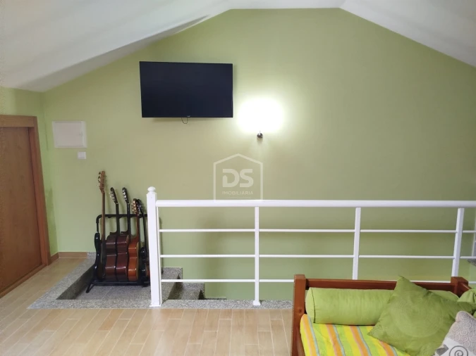 Moradia T4 para Venda em Canas de Senhorim Foto 21