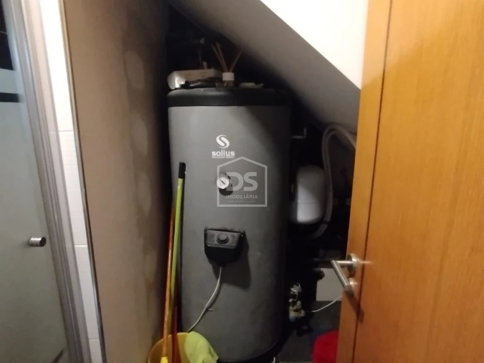 Moradia T4 para Venda em Canas de Senhorim Foto 55